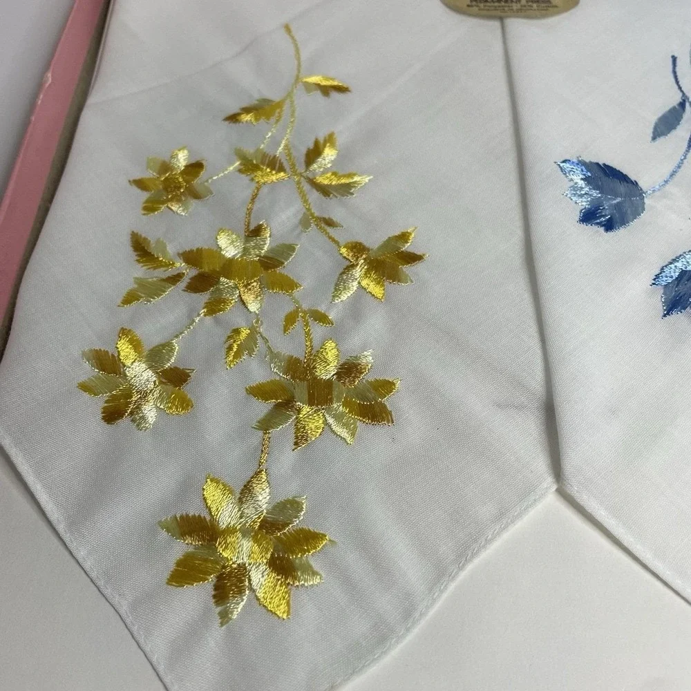 Vintage Ladies Quality 2 Handkerchiefs White Poly Embroidery Set Blue Yellow